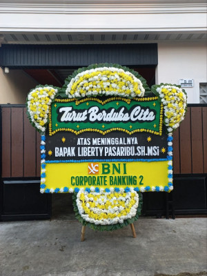 Papan Bunga Duka di Cerme