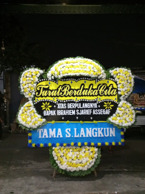 Papan Bunga Duka di Cerme